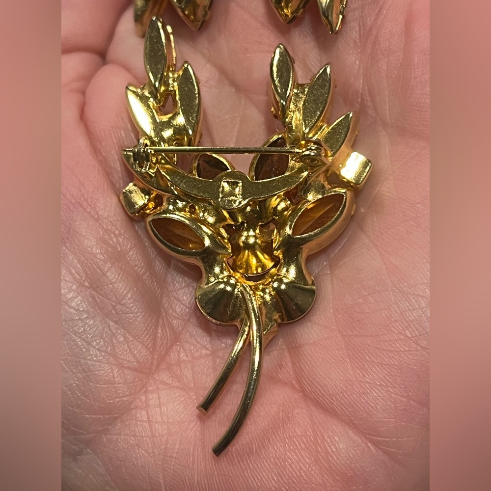 Gold-Tone Multicolor Crystal Floral Brooch - Vibrant Autumn Hues - Picture 9 of 10